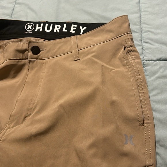 Tan Hurley Shorts - Picture 2 of 4